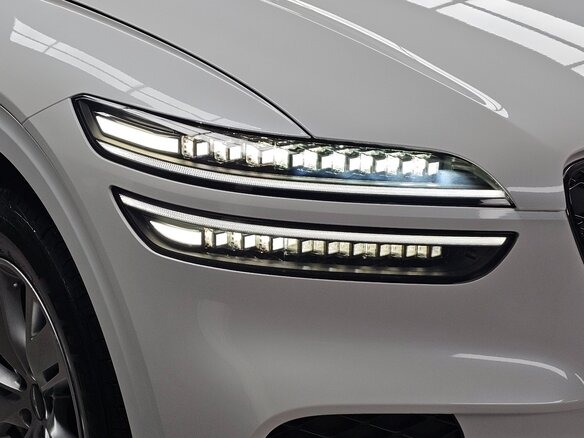 2025 Genesis GV70 I Рестайлинг, белый, 7476000 рублей - вид 5