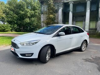 2018 Ford Focus III Рестайлинг, белый, 1050000 рублей, вид 1