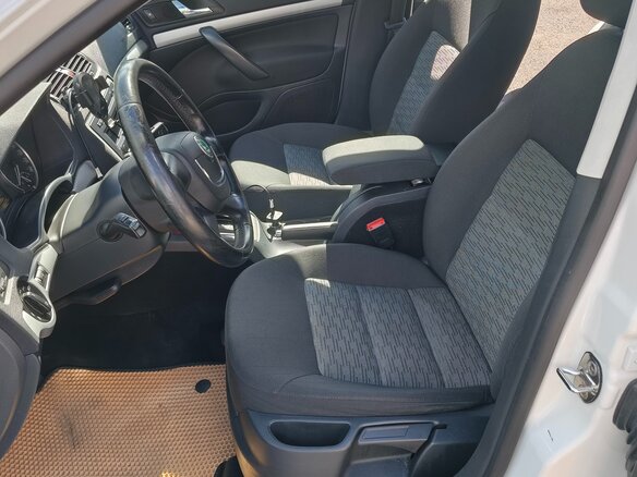 2013 Skoda Octavia II (A5) Рестайлинг, белый - вид 6
