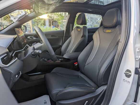 2026 Geely Coolray (Binyue L) I Рестайлинг 2, серый, 2700000 рублей - вид 5