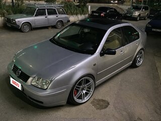 2004 Volkswagen Jetta IV, серебристый, 850000 рублей, вид 3