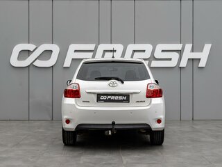 2011 Toyota Auris I Рестайлинг, белый, 1090000 рублей, вид 4