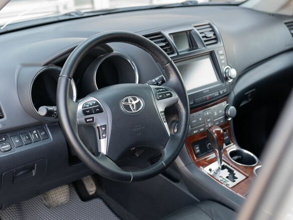 2011 Toyota Highlander II (XU40) Рестайлинг, серый - вид 10