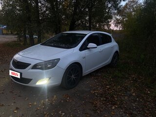2012 Opel Astra J Рестайлинг, белый, 450000 рублей, вид 2