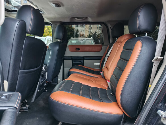 2004 Hummer H2 I, чёрный, 1490000 рублей - вид 10