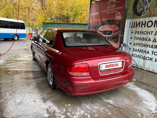 2006 Hyundai Sonata ТагАЗ IV (EF) Рестайлинг, красный, 220000 рублей, вид 3