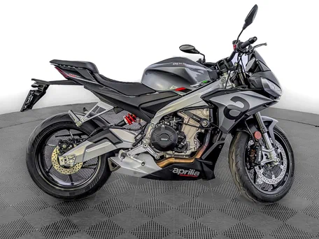 2023 Aprilia Tuono 660, серый, 925000 рублей, вид 1