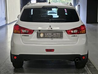 2013 Mitsubishi ASX I Рестайлинг, белый, 1130000 рублей, вид 5