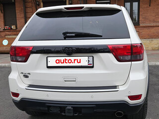 2011 Jeep Grand Cherokee IV (WK2), белый, 1800000 рублей, вид 2