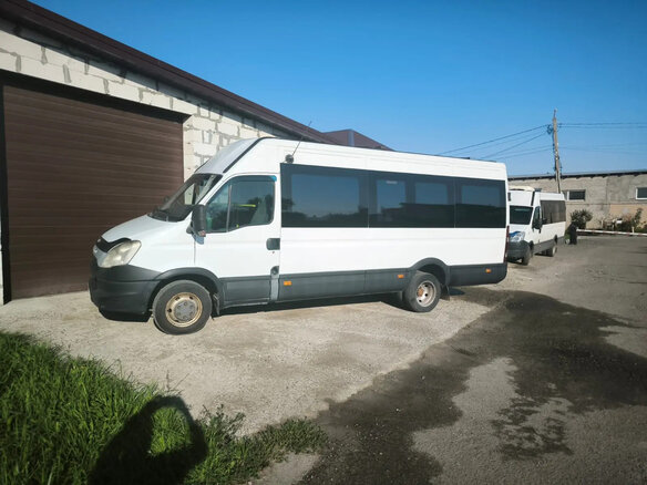 2013 Iveco Daily, белый, 1200000 рублей - вид 2