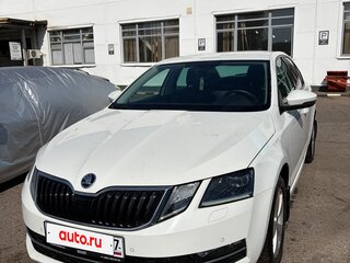 2019 Skoda Octavia III (A7) Рестайлинг, белый, 2000000 рублей, вид 2