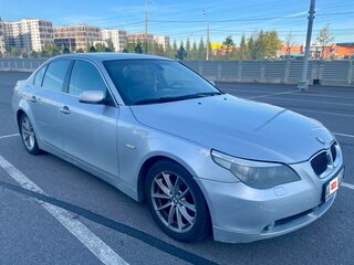 2006 BMW 5 серии 525i V (E60/E61), серебристый, 800000 рублей, вид 2