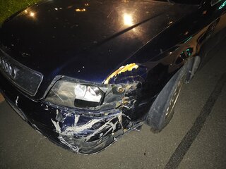 1999 Audi A6 II (C5), синий, 100000 рублей, вид 4