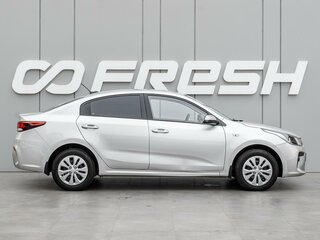 2019 Kia Rio IV, серебристый, 1390000 рублей, вид 5