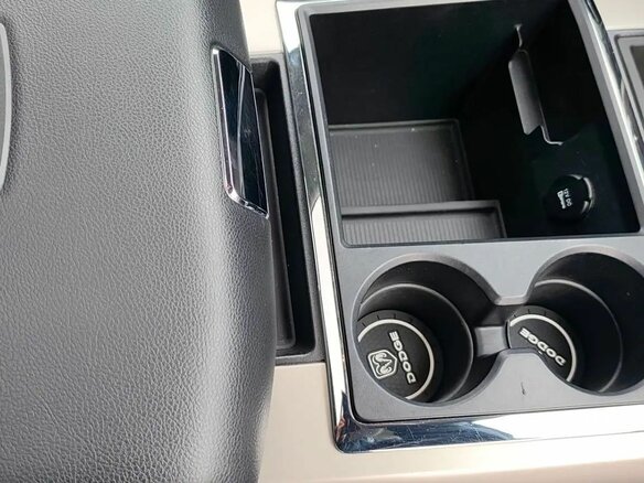 2014 Dodge RAM IV (DS/DJ), чёрный, 4400000 рублей - вид 24