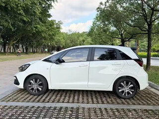 2022 Honda Fit IV, белый, 1080084 рублей, вид 2