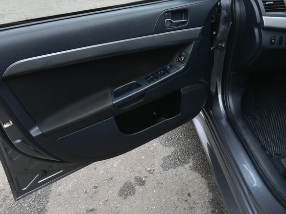 2010 Mitsubishi Lancer X, серый, 780000 рублей - вид 9