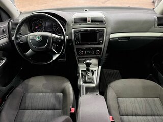2013 Skoda Octavia II (A5) Рестайлинг, серый, 1159000 рублей, вид 5