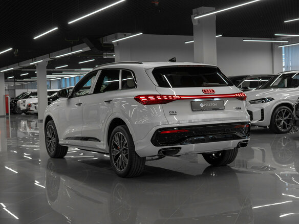 2025 Audi Q5 L III (GU), белый - вид 5