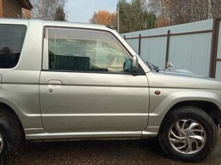 2005 Mitsubishi Pajero Mini II, серый, 400000 рублей, вид 1