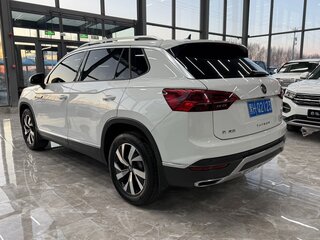 2022 Volkswagen Tayron I, белый, 1880000 рублей, вид 4