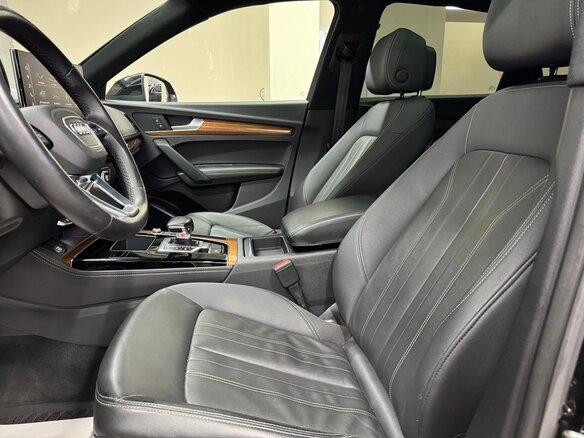 2022 Audi Q5 45 TFSI II (FY) Рестайлинг, чёрный, 3700000 рублей - вид 29