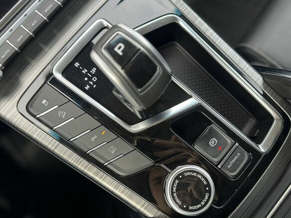 2023 Geely Atlas Pro, чёрный, 1565000 рублей - вид 22