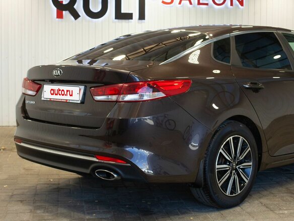 2016 Kia Optima IV, коричневый, 1785000 рублей - вид 13