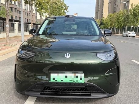 2026 Leapmotor A10 53 kWh, зелёный, 2000000 рублей, вид 2