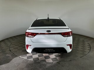 2019 Kia Rio IV, белый, 1030000 рублей, вид 3