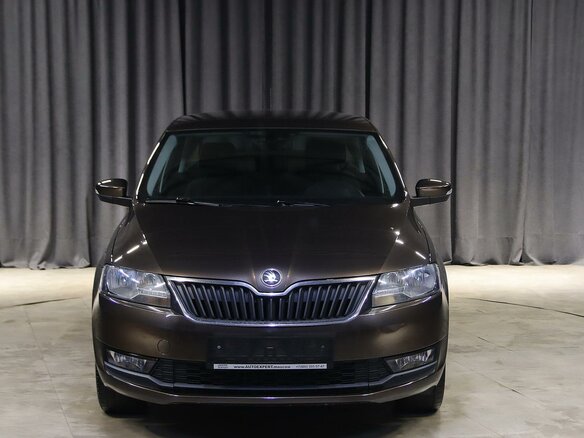 2018 Skoda Rapid I Рестайлинг, коричневый, 1199000 рублей - вид 11