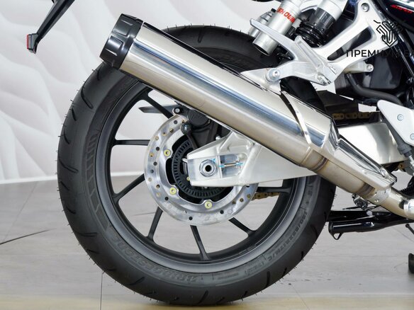 2026 Honda CB 1300, чёрный - вид 8