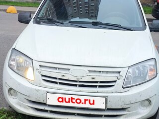 2013 Lada (ВАЗ) Granta I, белый, 230000 рублей, вид 1
