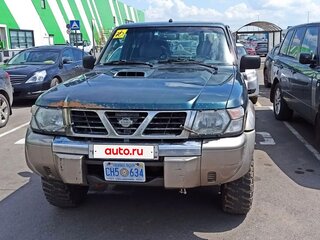 2000 Nissan Patrol V (Y61), зелёный, 375000 рублей, вид 1