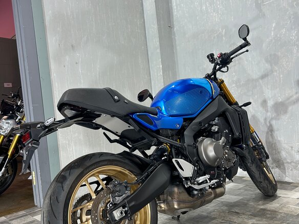 2022 Yamaha XSR900, синий, 1015000 рублей - вид 6