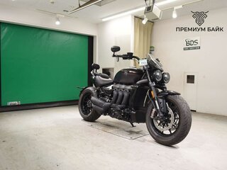2025 Triumph Rocket 3, чёрный, 3299000 рублей, вид 3