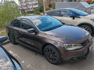2014 Volkswagen Jetta VI, коричневый, 1065000 рублей, вид 2