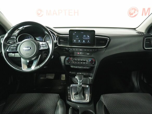 2018 Kia Ceed III, серебристый, 1582000 рублей - вид 17