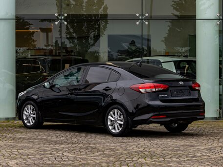 2017 Kia Cerato III Рестайлинг (Classic), чёрный, 1265000 рублей, вид 4