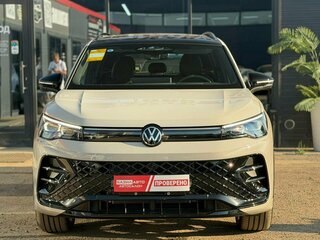 2026 Volkswagen Tiguan L Pro III (China Market), белый, 4800000 рублей, вид 3