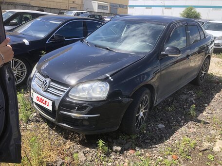 Volkswagen Jetta V