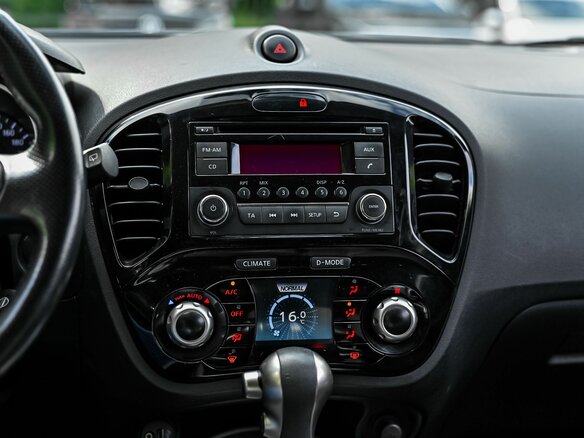 2013 Nissan Juke I, чёрный - вид 6