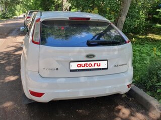 2010 Ford Focus II Рестайлинг, белый, 600000 рублей, вид 3