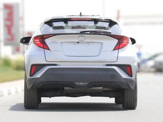 2022 Toyota C-HR I Рестайлинг, белый, 2199666 рублей, вид 4