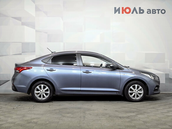 2017 Hyundai Solaris II, серый, 1270000 рублей - вид 9