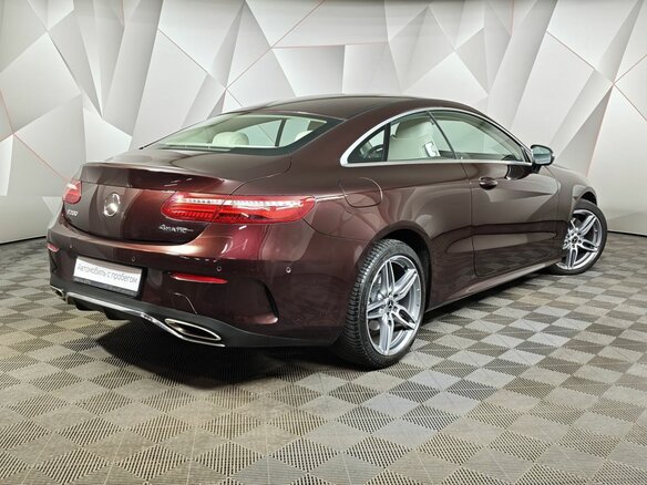 2019 Mercedes-Benz E-Класс 200 V (W213, S213, C238), красный, 3999999 рублей - вид 1