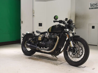 2026 Triumph Bonneville Bobber, чёрный, 1700000 рублей, вид 1