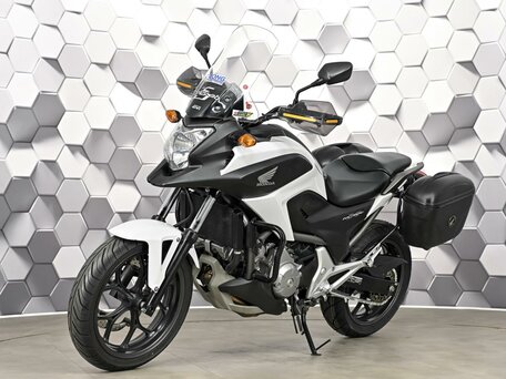 2014 Honda NC 700X, белый, 497000 рублей, вид 2