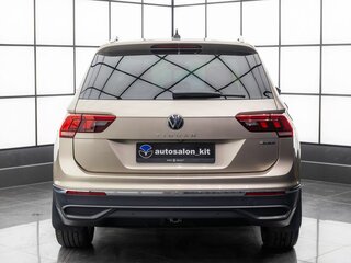 2021 Volkswagen Tiguan II Рестайлинг, коричневый, 2799000 рублей, вид 4