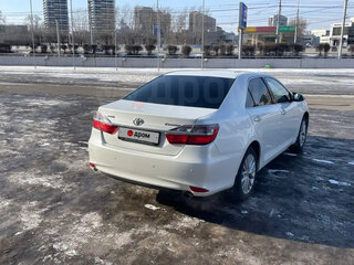 2015 Toyota Camry US Market VII (XV50) Рестайлинг, белый, 2200000 рублей, вид 2
